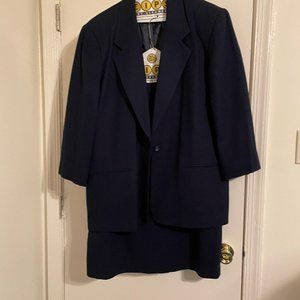 Leslie Fay Size 14 Navy 2 Piece Skirt Suit Set